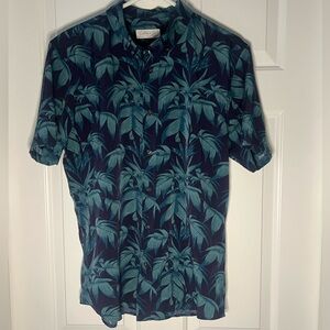 Cotton & Co Men's Tropical Skateboard Leaf Print Casual Shirt